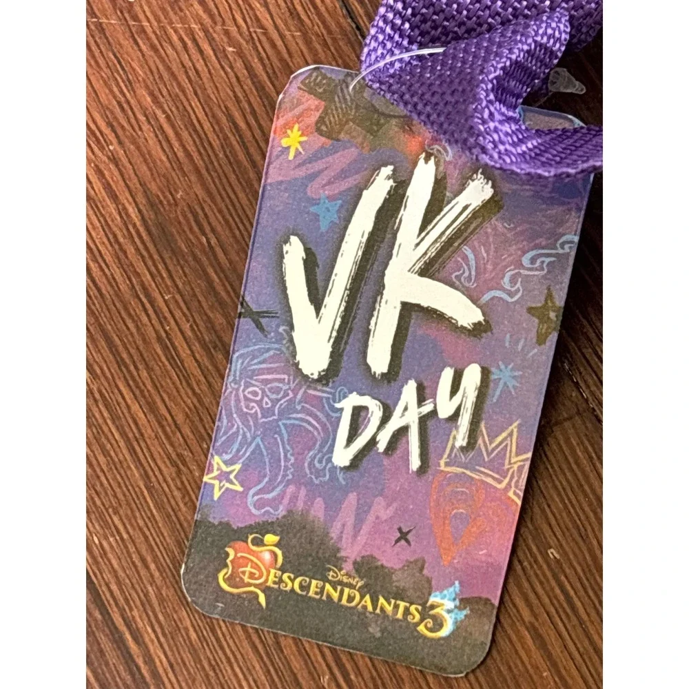 Disney Descendants 3 VK Day Purple Faux Fur Mini Backpack Mal Evie F19-314 NWT
